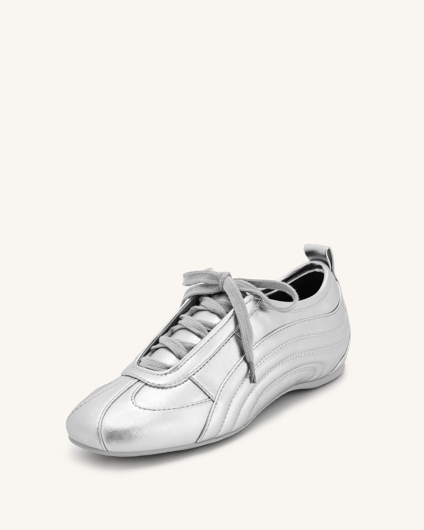 Ferne Streamlined Lustrous Sneakers - Silver