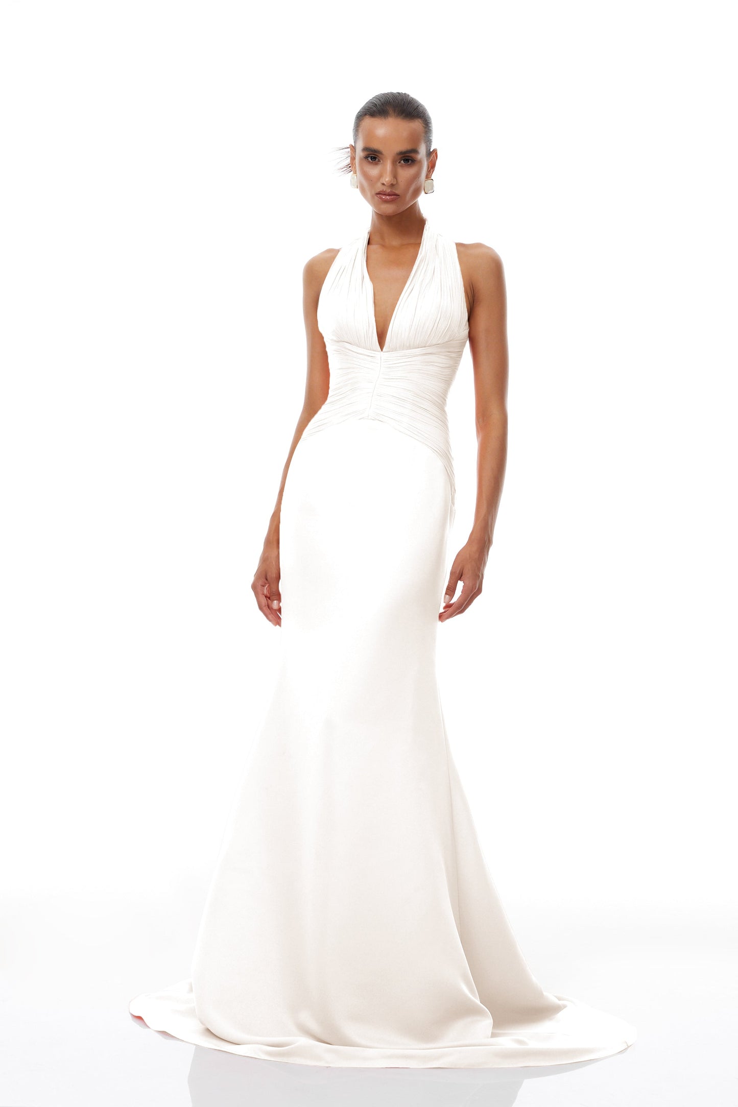 Emmeline Beyaz Tren Tasarım Büzgülü Uzun Elbise