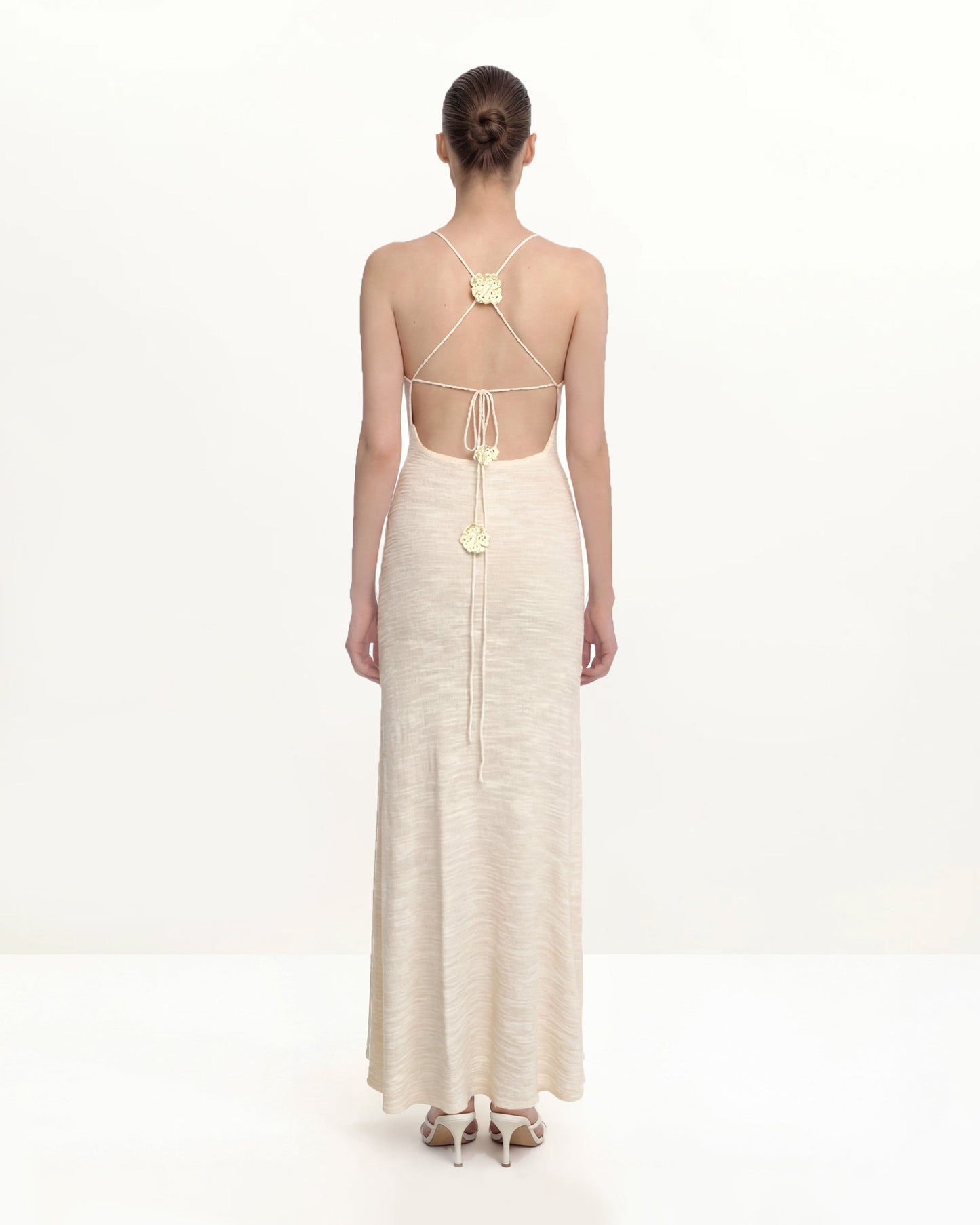Dokulu Triko Halter Yaka Maxi Elbise - Krem