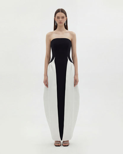 Tek Renk Panelli Straplez (Askısız) Sculptural Maxi Elbise - Siyah