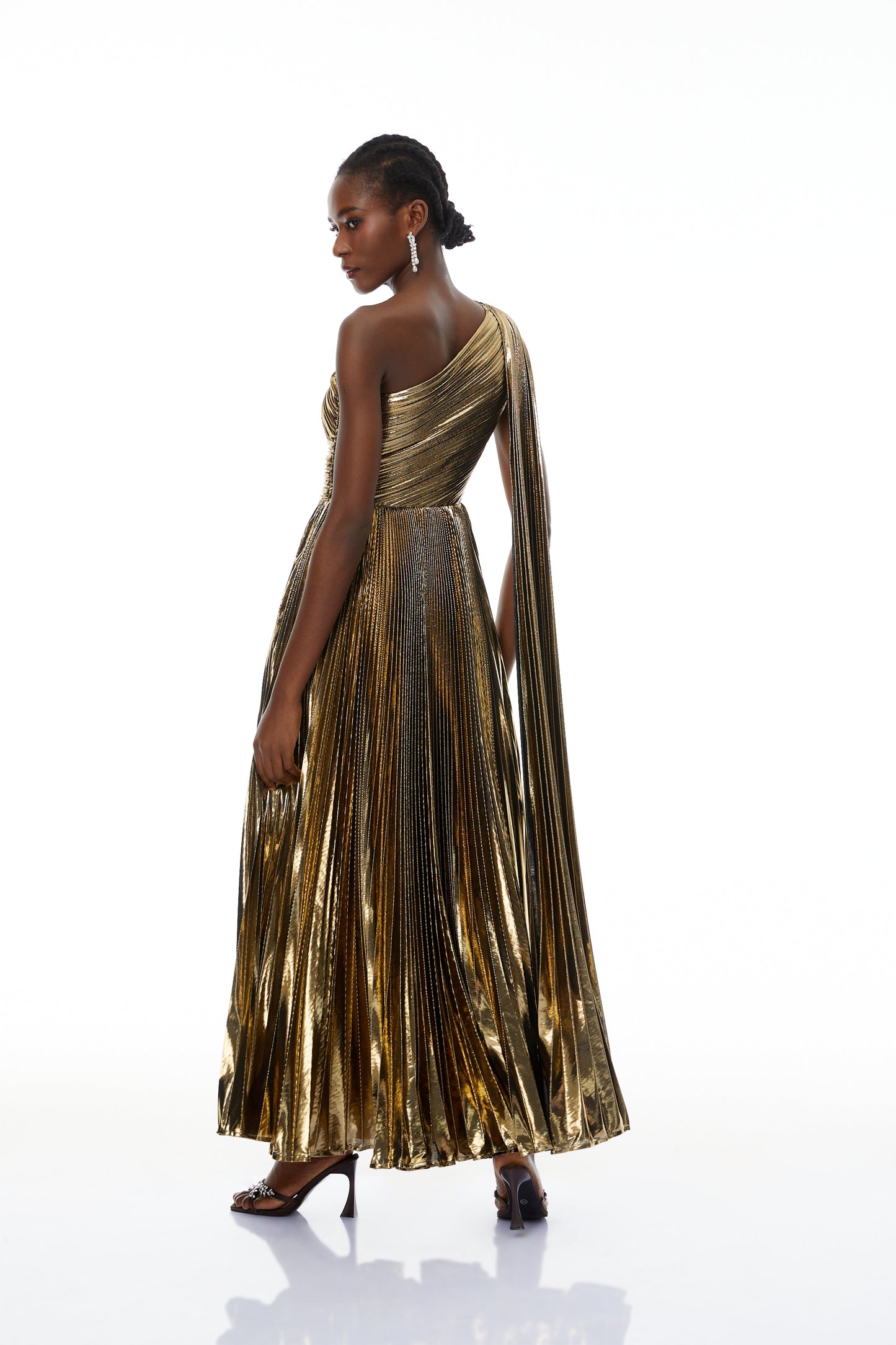 Adrián Gold One Shloulder Ruched Maxi Dress