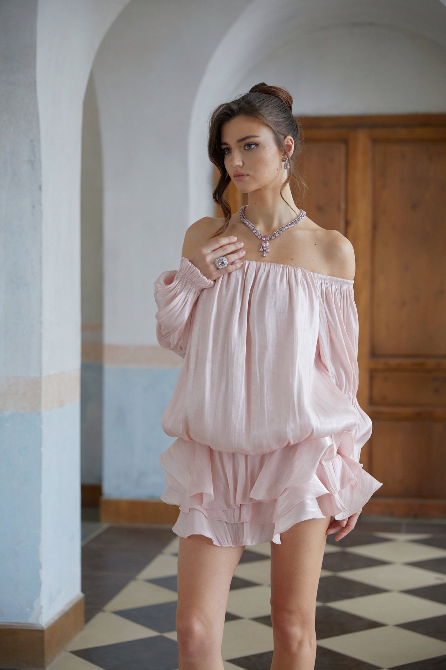 Zofia Pembe Parlak Büzgülü Katlı Mini Elbise