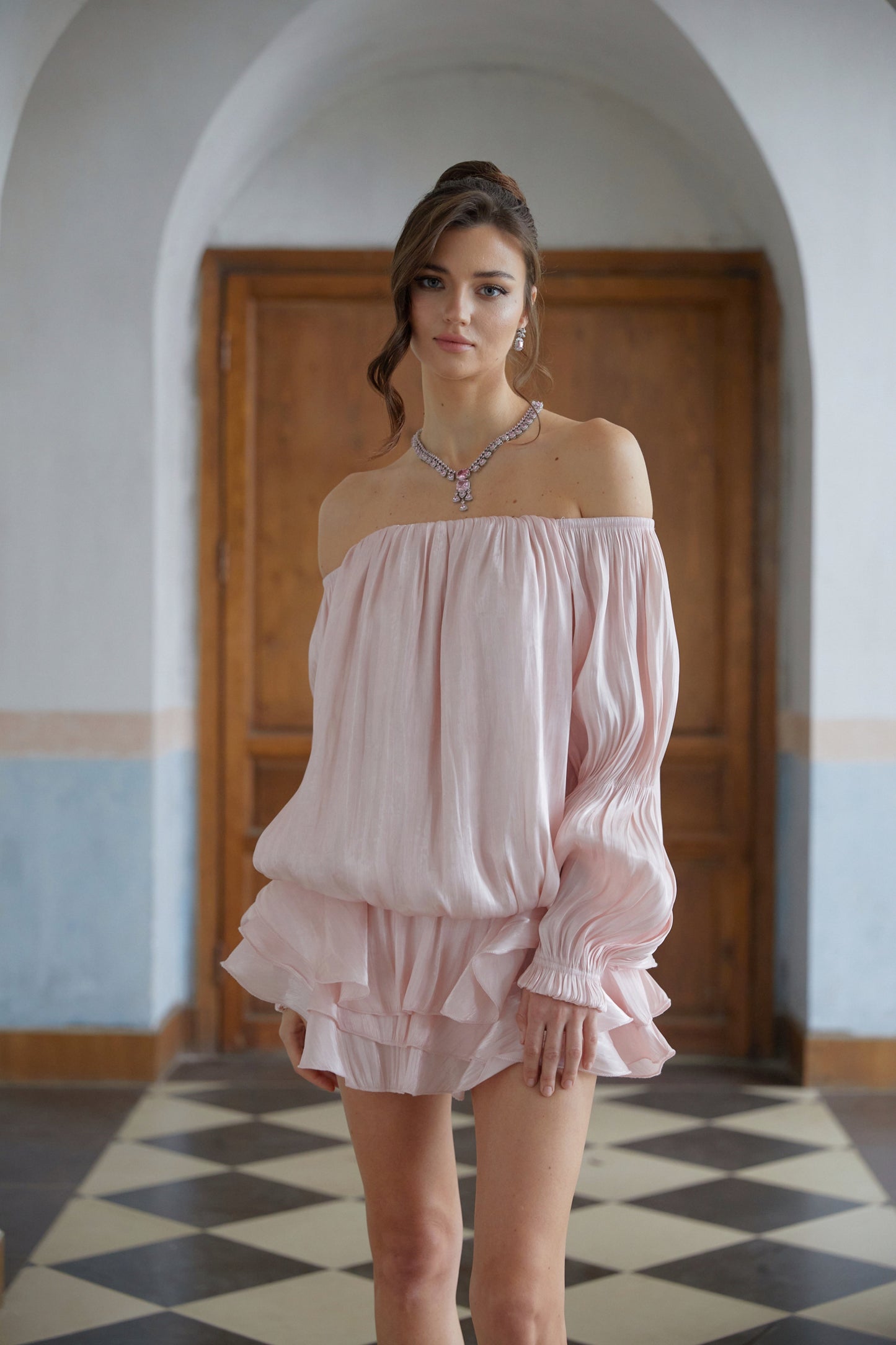 Zofia Pembe Parlak Büzgülü Katlı Mini Elbise