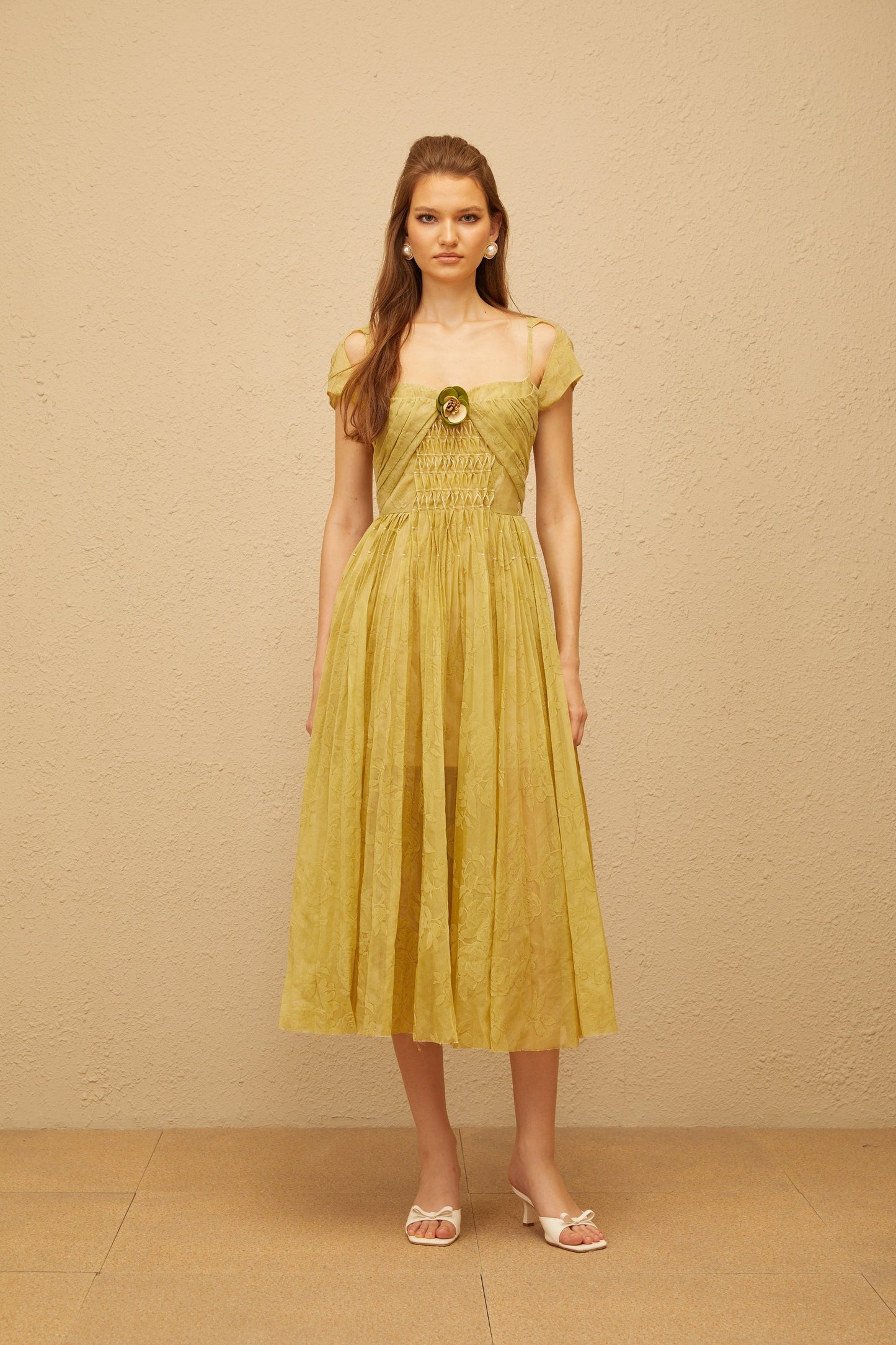 Béryl Green Floral Jacquard Midi Dress