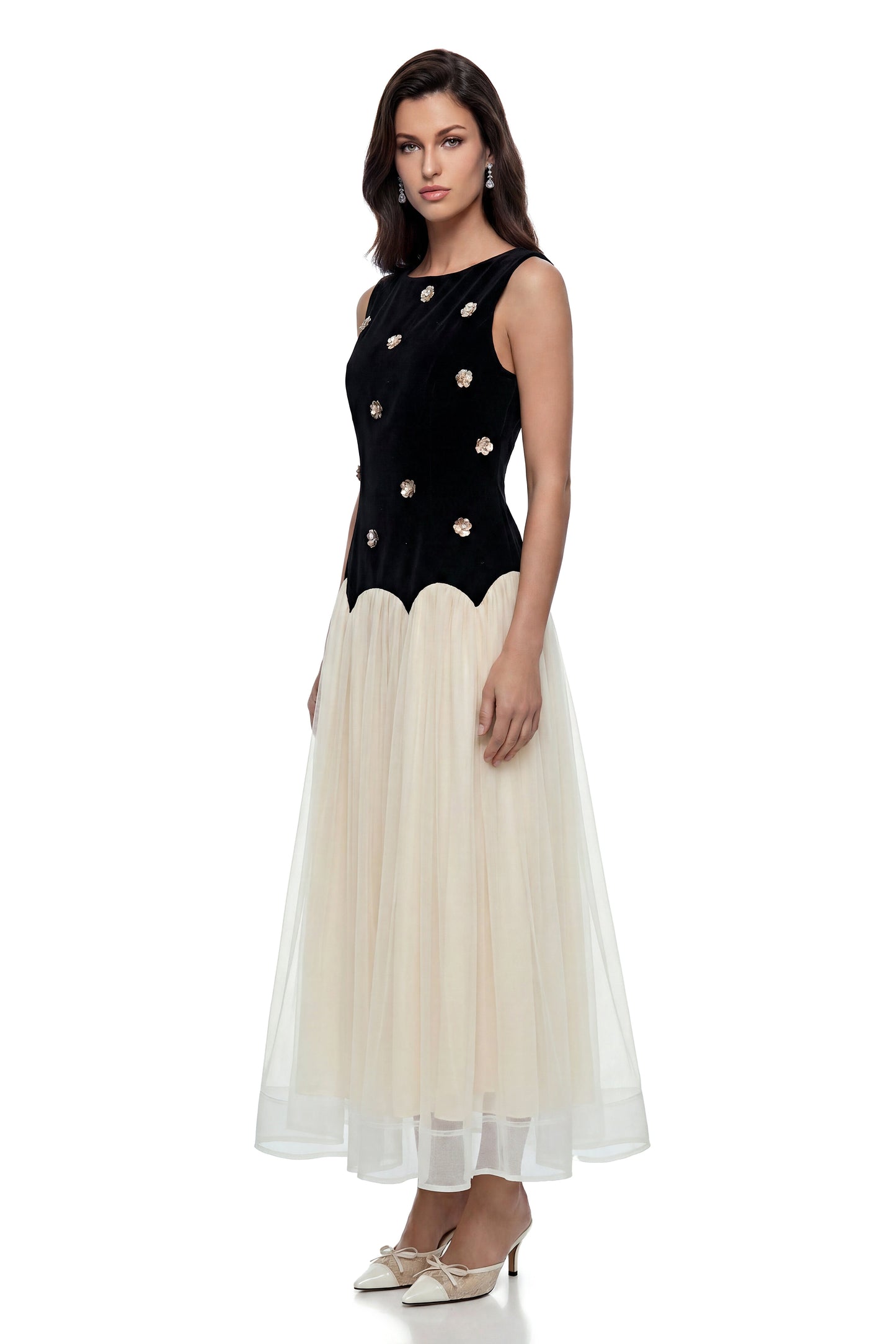 Anuket Black Color Block Embellishment Maxi Dress