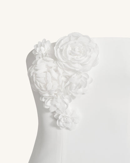 Petal Perfection Kokteyl Elbise - Beyaz
