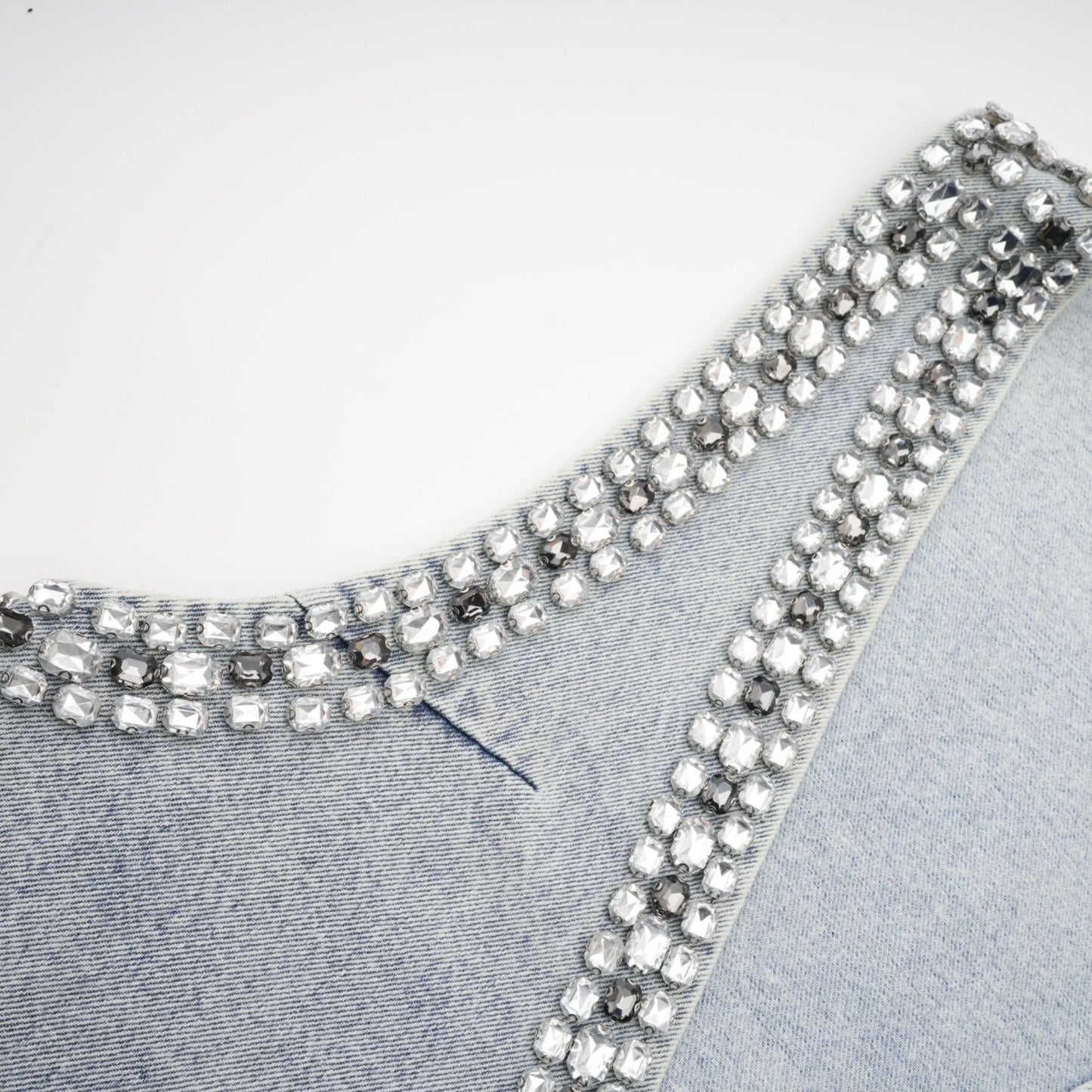 Daphné Mavi Kristal Kolsuz Denim Mini Elbise