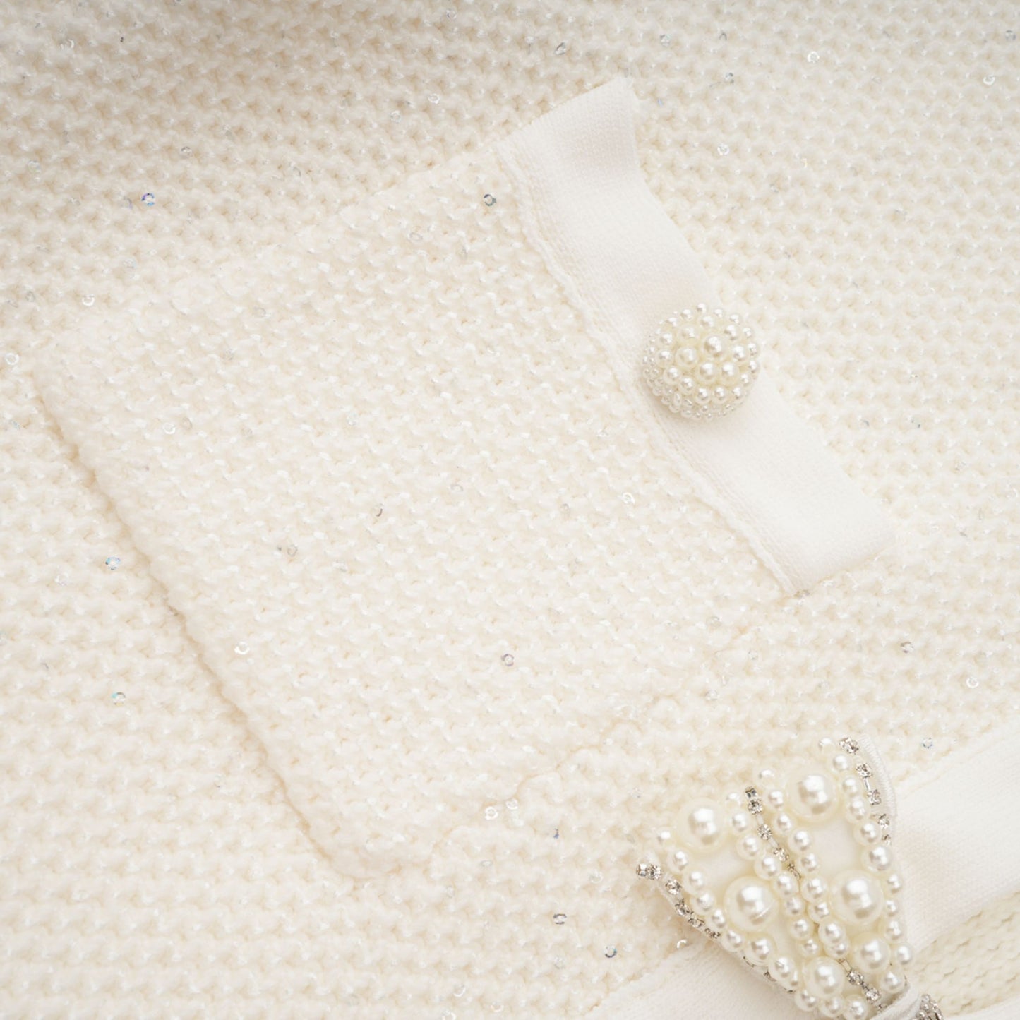 Adélade White Embellished Knit Midi Dress