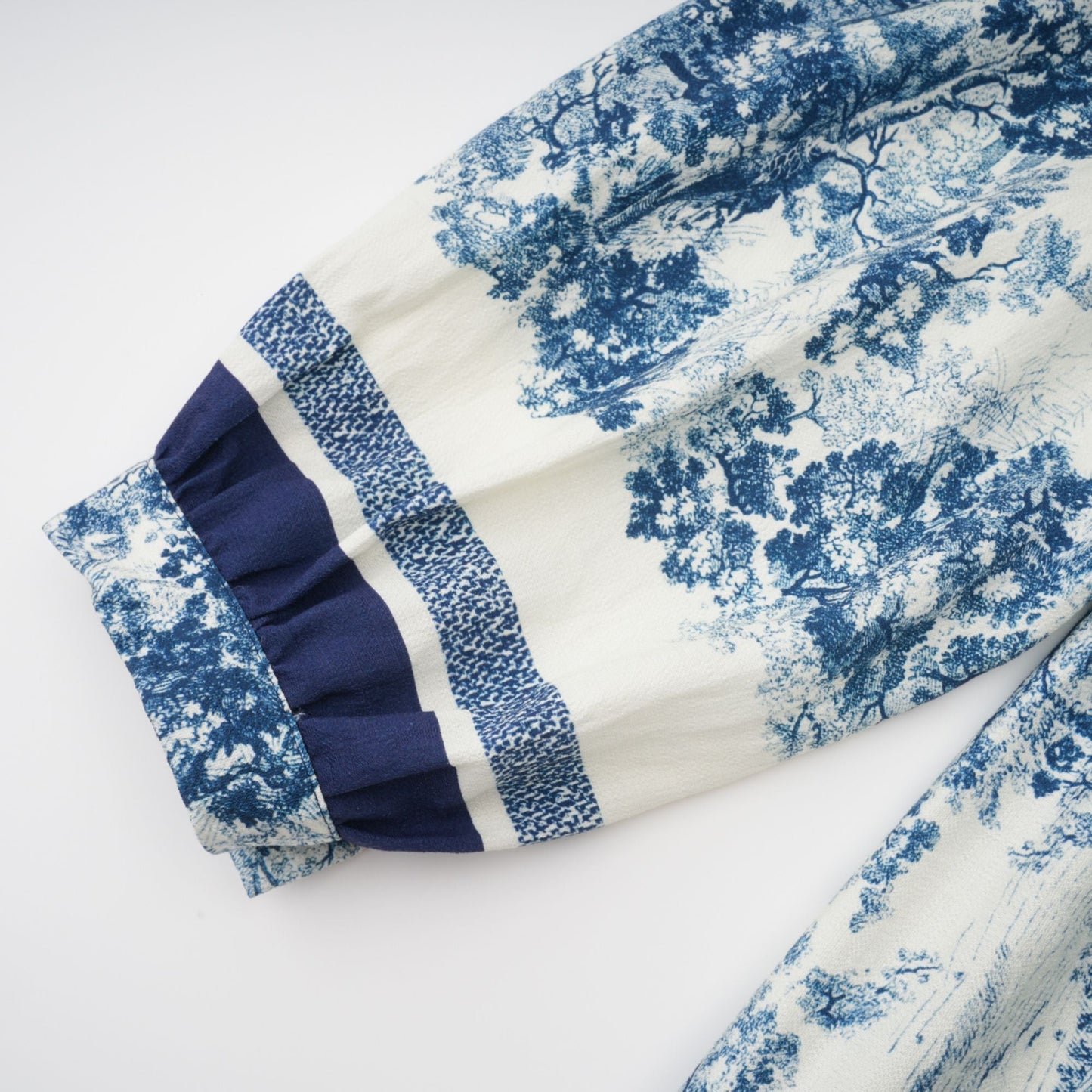 Adélaïde Graphic-Print Midi Dress in Blue