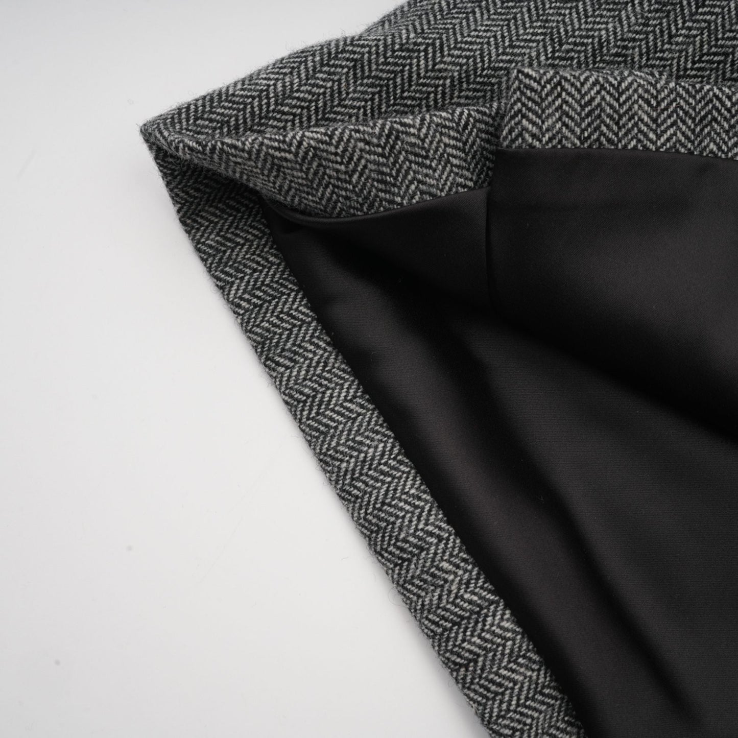 Agathe Grey Herringbone Top & Shorts Matching Set