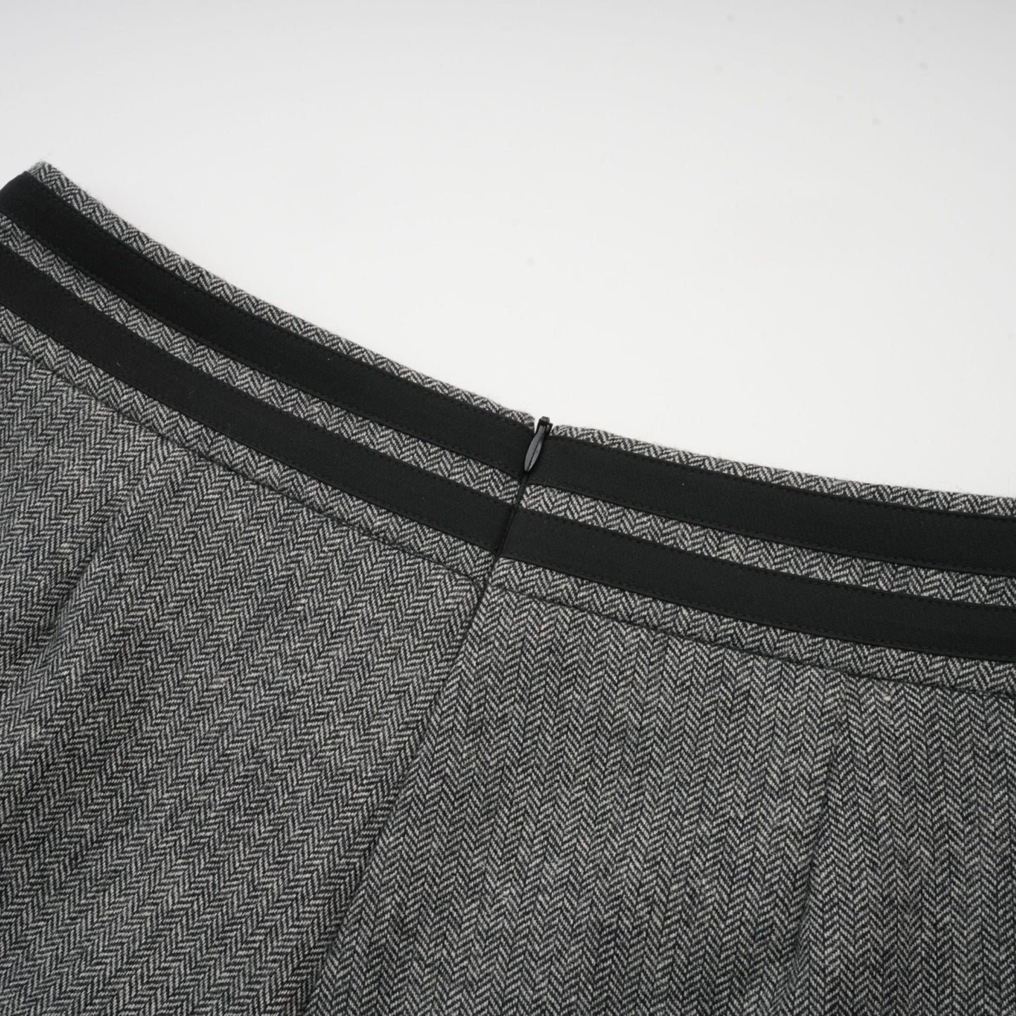Agathe Grey Herringbone Top & Shorts Matching Set