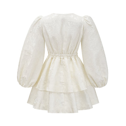 Colette beyaz jakarlı katlı mini elbise