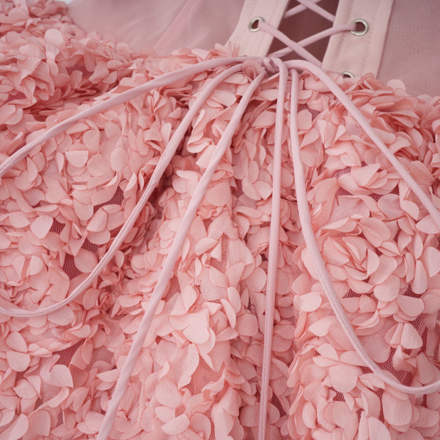 Rachel Pembe 3D Petal Tül Mini Elbise