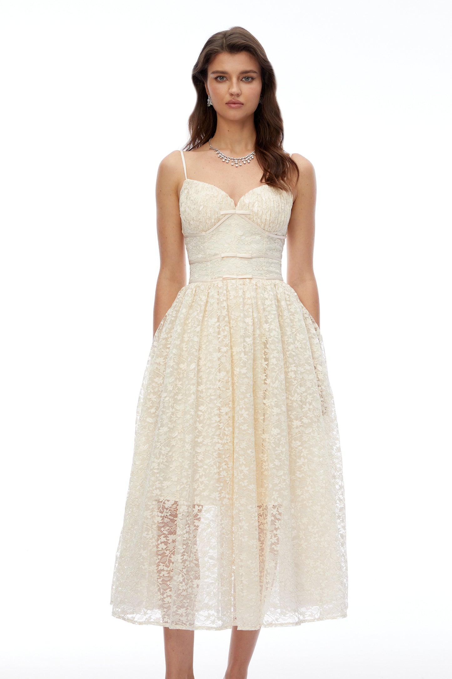 Ihaka Cream Sweetheart Lace Pleated Midi Dress