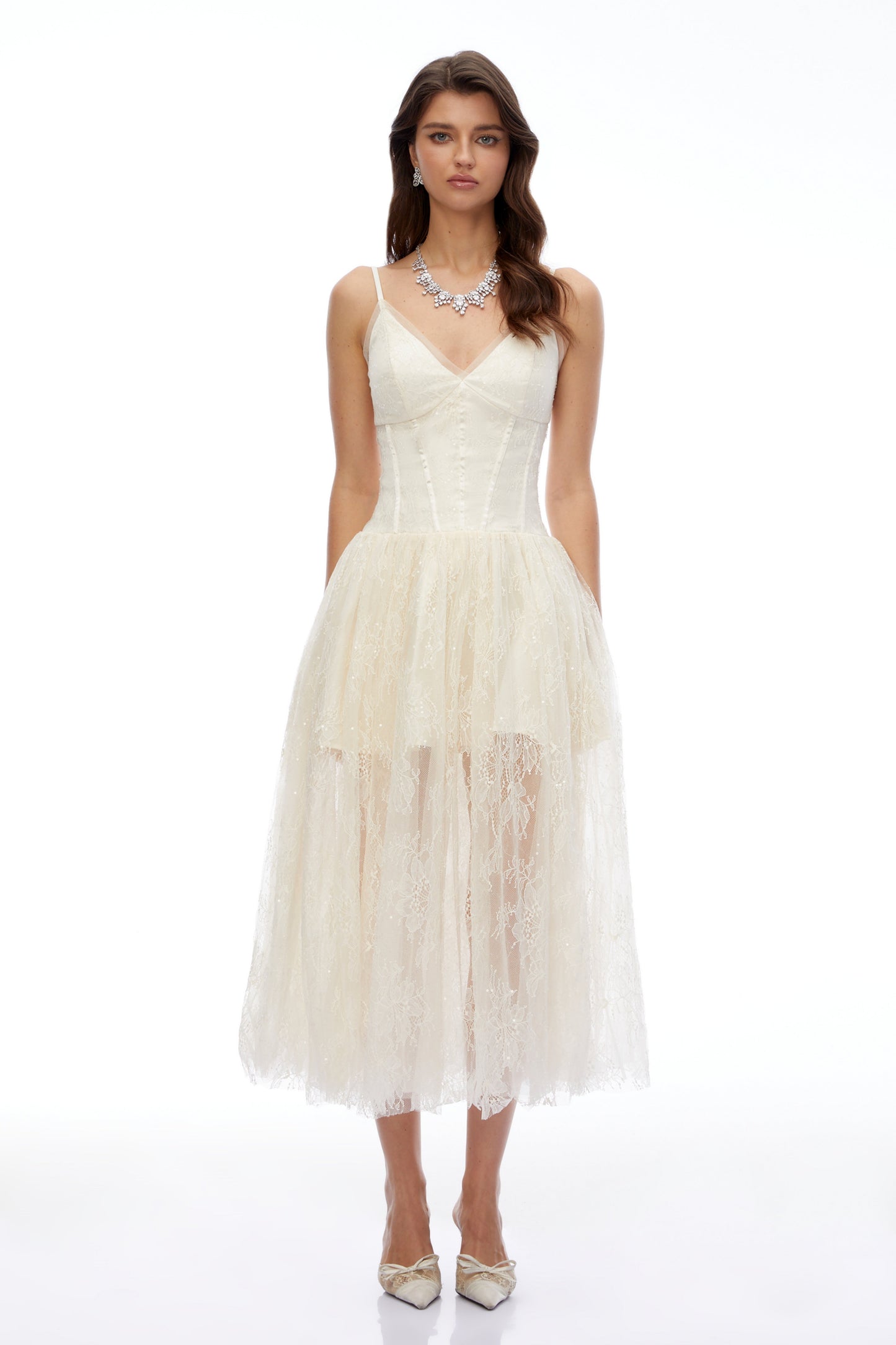Ikaroa Cream Sweetheart Lace Midi Dress