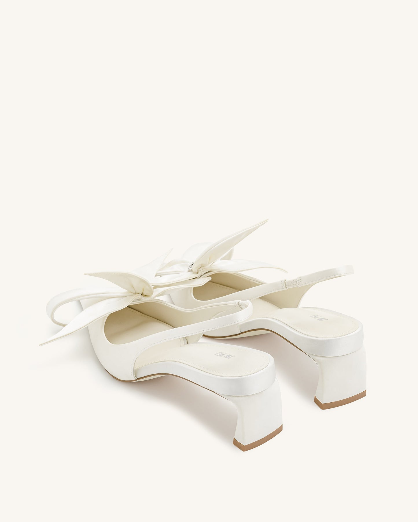 Queena Çiçek Desenli Aplikeli Arkası Açık (Slingback) Topuklu Ayakkabı (Pumps) - Fildişi Beyaz