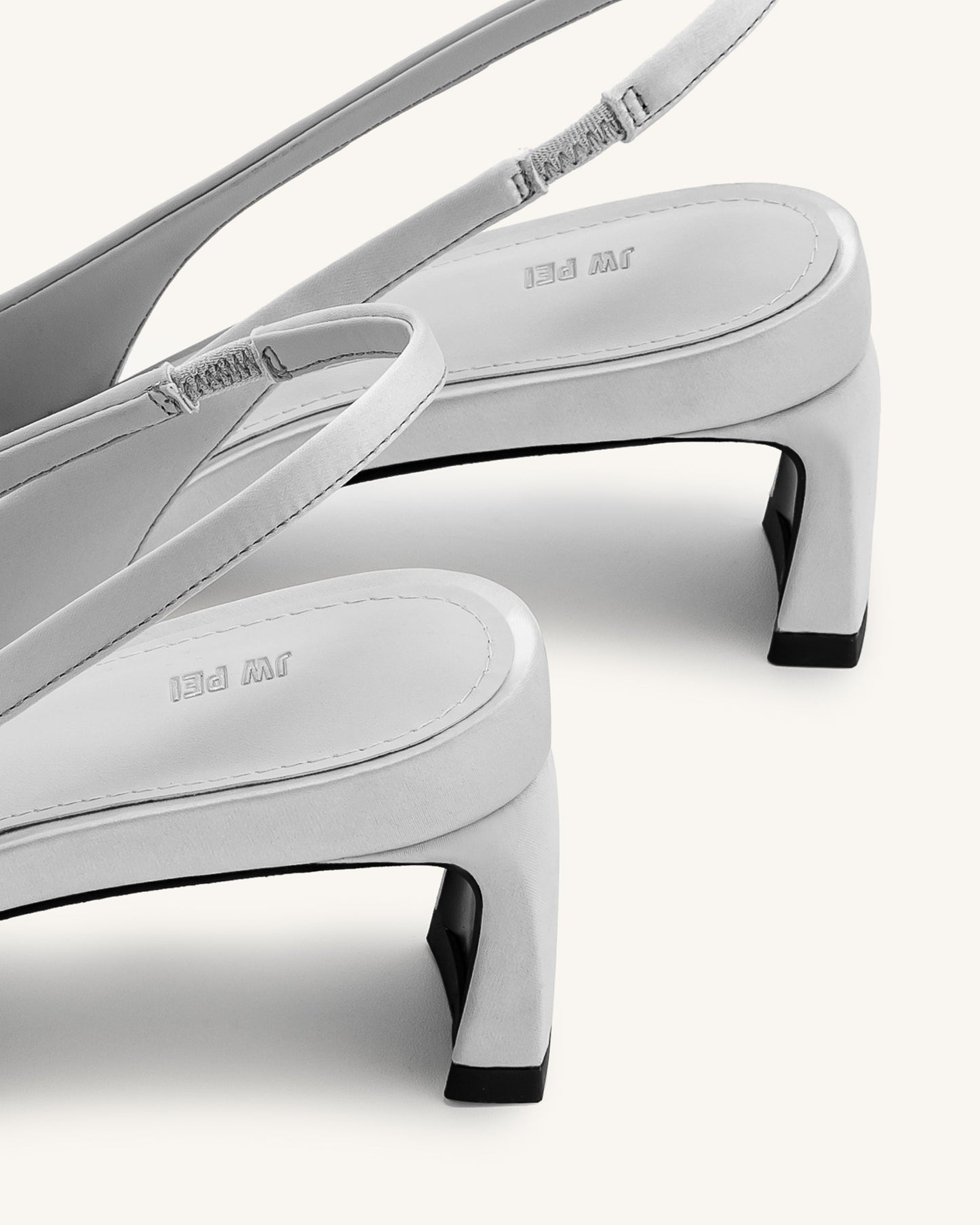 Queena Çiçek Desenli Aplikeli Arkası Açık (Slingback) Topuklu Ayakkabı (Pumps) - Gümüş