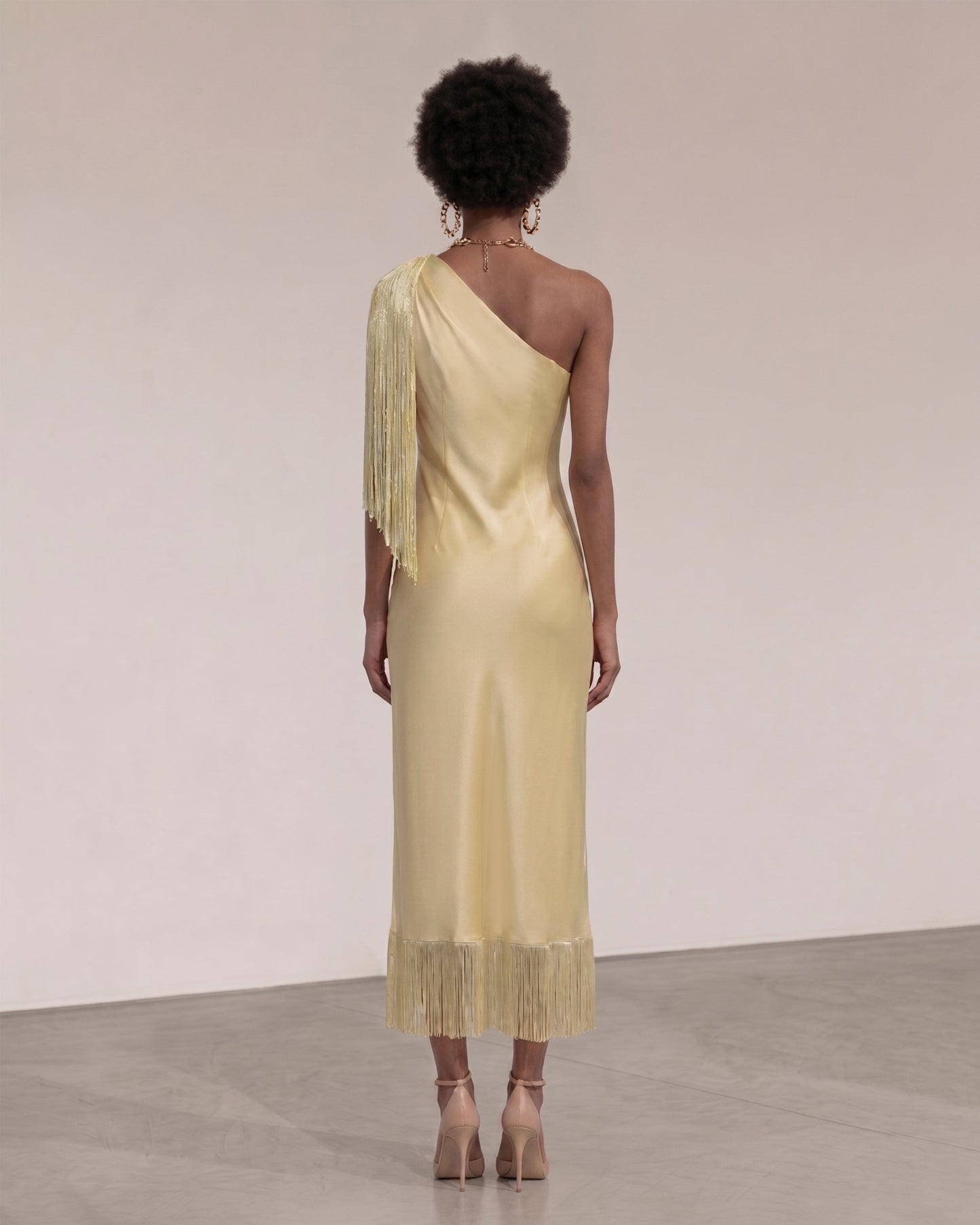 Tek Omuz Püsküllü Midi Elbise - Şampanya