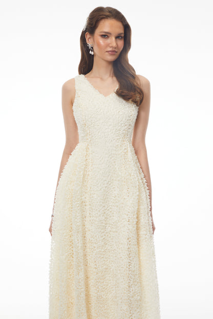 Luciana White Sleeveless Midi Dress with Fitted Bodice