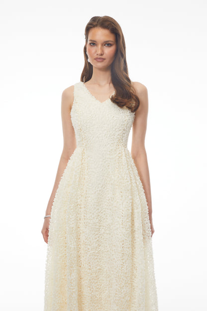 Luciana White Sleeveless Midi Dress with Fitted Bodice