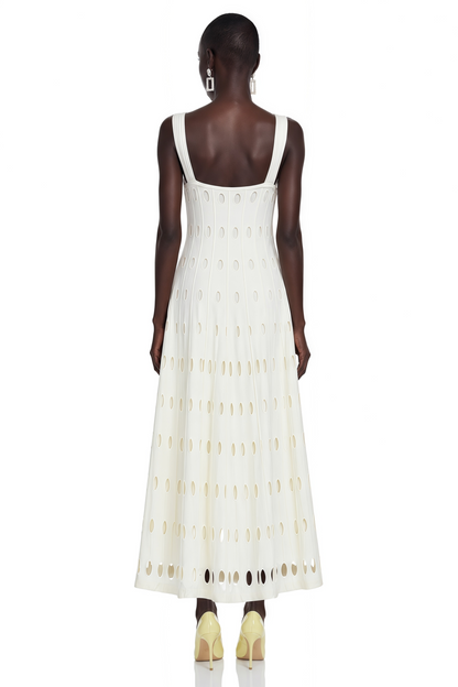 Önü Kıvrımlı Shirley Beyaz Cut-Out Maxi Elbise