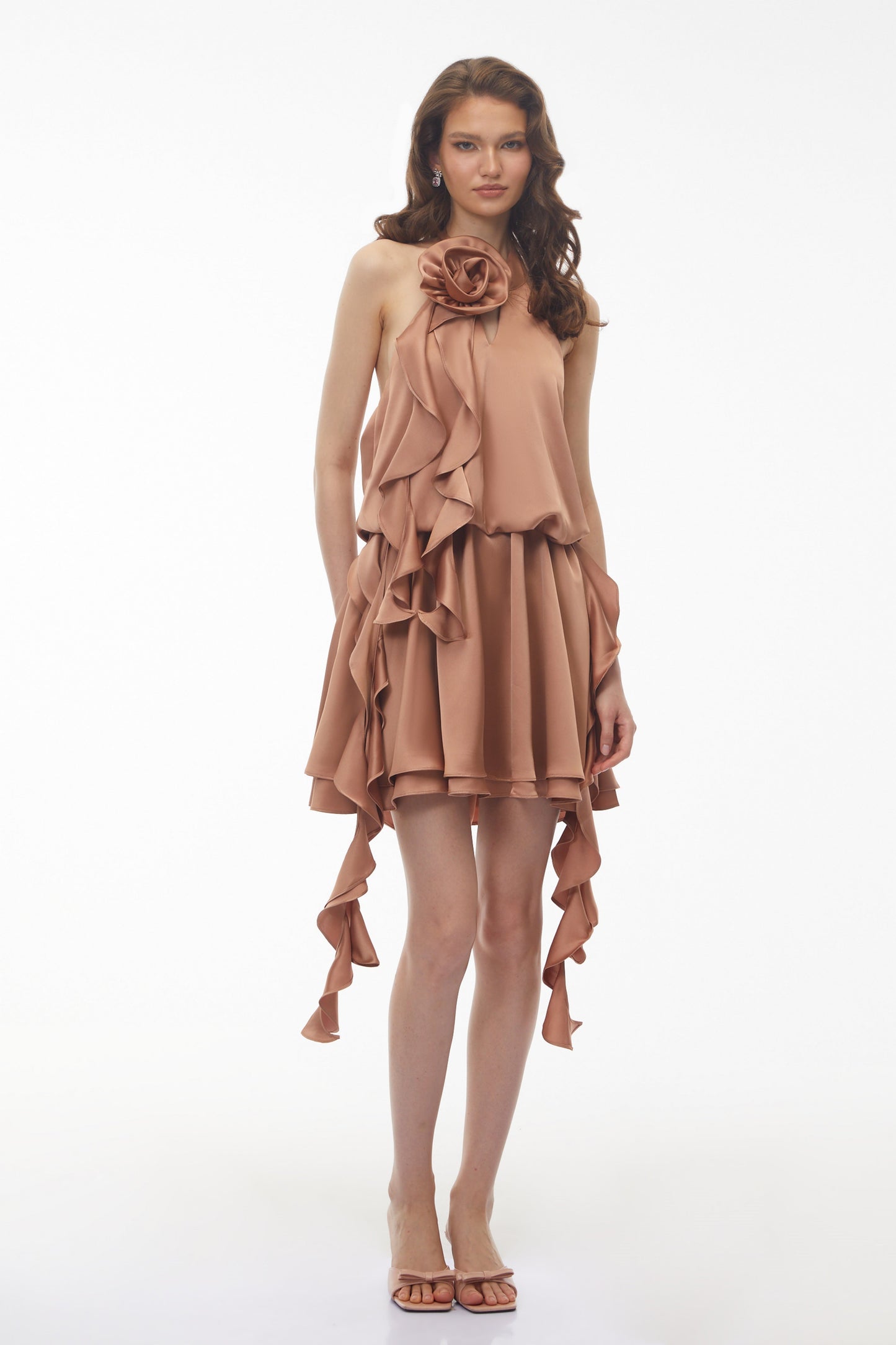 Solange Camel Boyundan Bağlamalı Dantelli 3D Çiçekli Mini Elbise