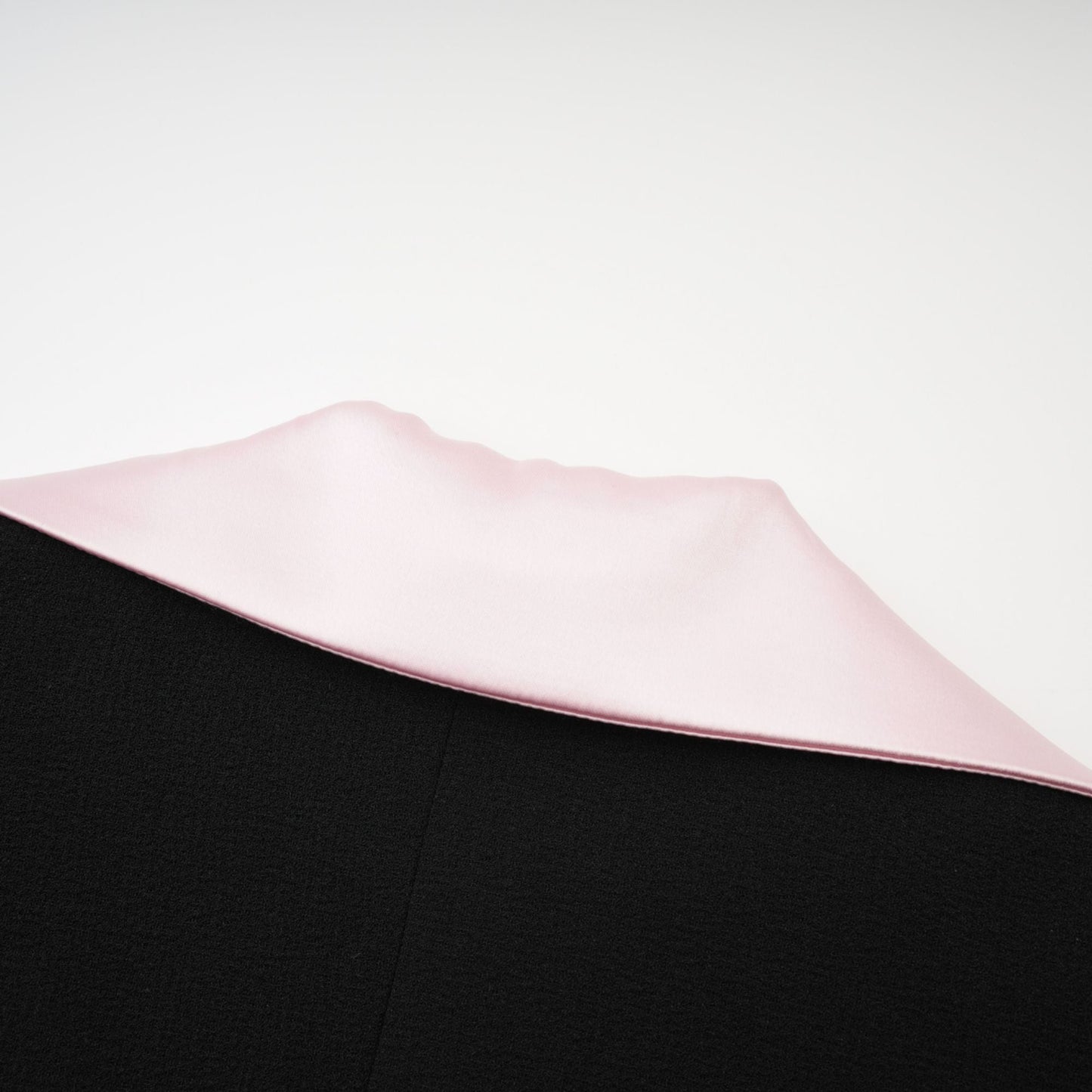 Uaine Black Two-Piece Jacket and Skirt Set